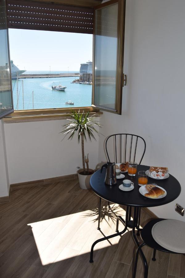 B&B Il Veliero Civitavecchia Luaran gambar
